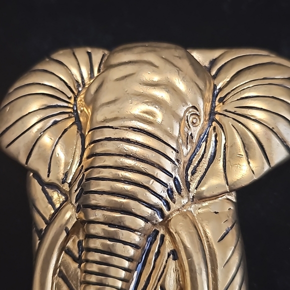 Huge Large Gold Tone Eleghant Belt Buckel - Picture 2 of 5